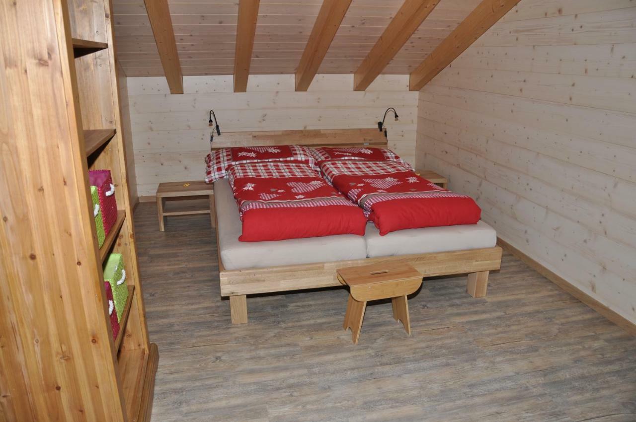 Laubrinus Apartment Аделбоден Екстериор снимка